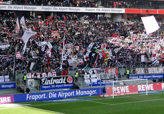 Eintracht Frankfurt vs Eintracht Braunschweig (2-1) (2)