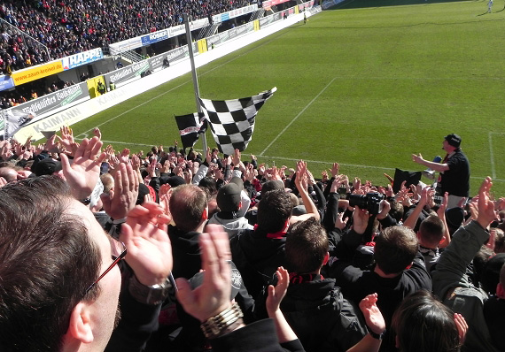 SC Paderborn vs Eintracht Frankfurt (4-2) (4)