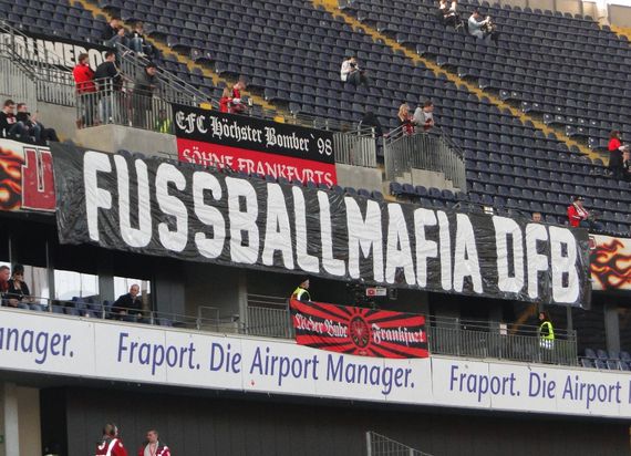 Eintracht Frankfurt vs Dynamo Dresden (3-0) (1)