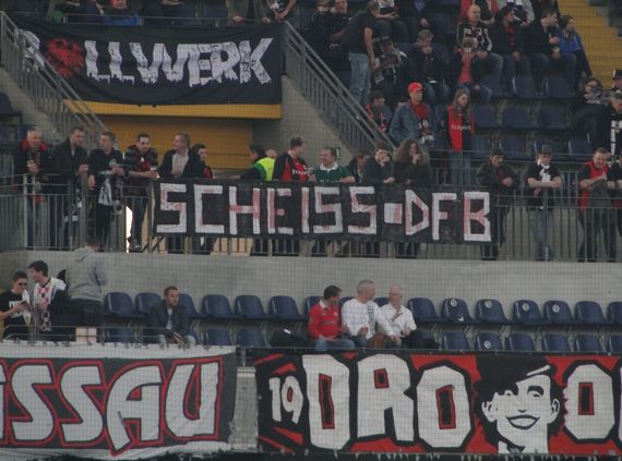 Eintracht Frankfurt vs Dynamo Dresden (3-0) (2)