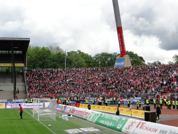 Karlsruher SC vs Eintracht Frankfurt (1-0) (1)