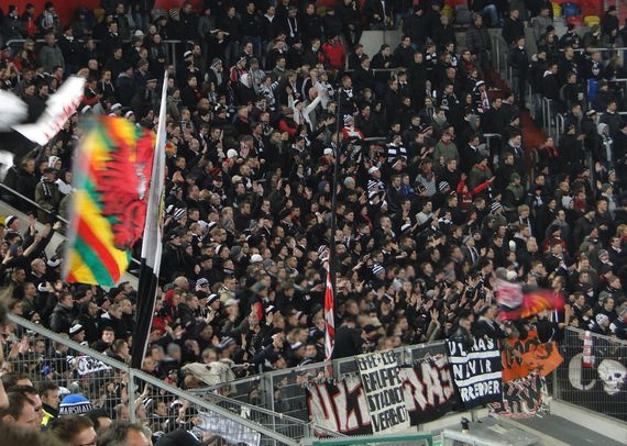 Fortuna Düsseldorf vs Eintracht Frankfurt (4-0) (2)
