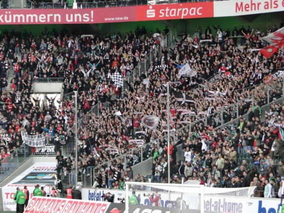 Borussia Mönchengladbach vs Eintracht Frankfurt (2-0) (11)