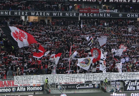 Eintracht Frankfurt vs FC Schalke 04 (3-3) (10)