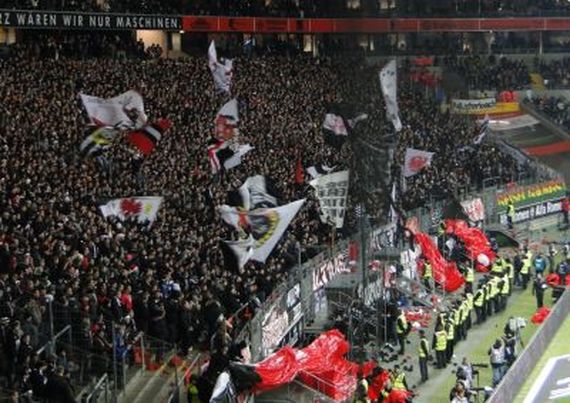 Eintracht Frankfurt vs FC Augsburg (1-1) (3)