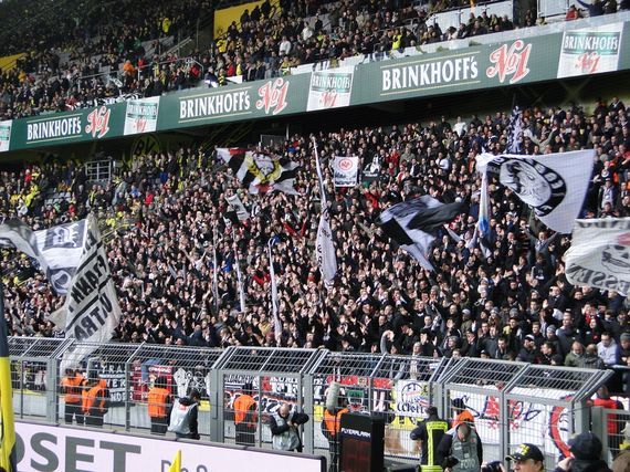 Borussia Dortmund vs Eintracht Frankfurt (4-0) (2)