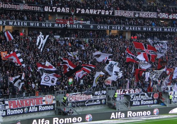 Eintracht Frankfurt vs VfB Stuttgart (2-1) (2)