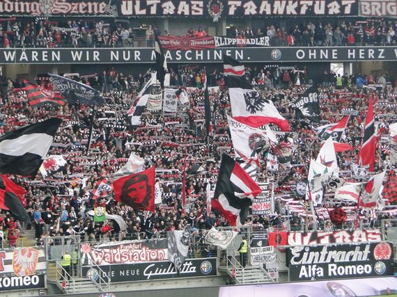 Eintracht Frankfurt vs 1. FSV Mainz 05 (2-0) (2)