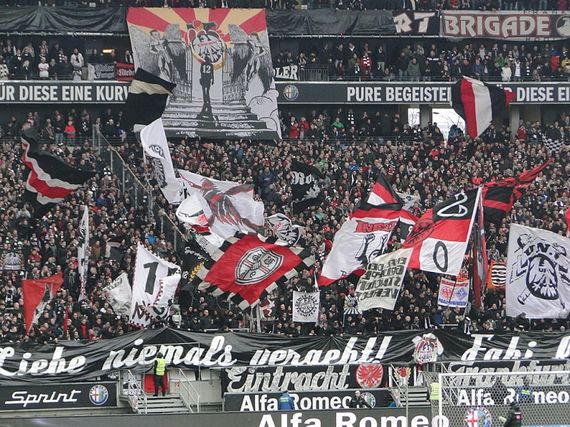 Eintracht Frankfurt vs SC Paderborn (4-0) (6)