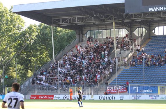 SV Waldhof Mannheim vs Eintracht Frankfurt (5-2) (1)