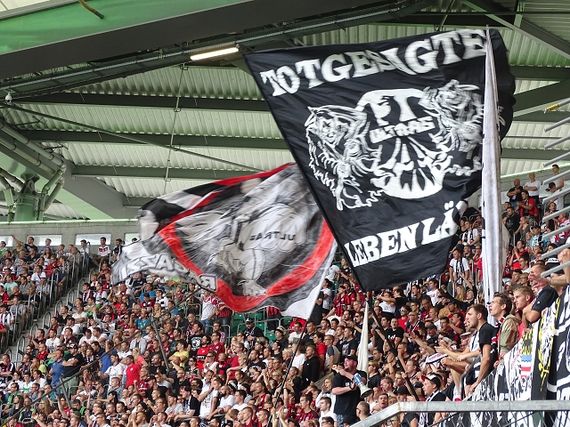 VfL Wolfsburg vs Eintracht Frankfurt (2-1) (3)