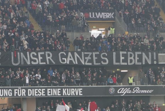 Eintracht Frankfurt vs VfL Wolfsburg (3-2) (9)