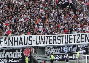 Eintracht Frankfurt vs FC Augsburg (1-1)