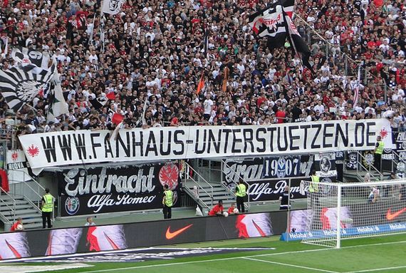 Eintracht Frankfurt vs FC Augsburg (1-1) (10)