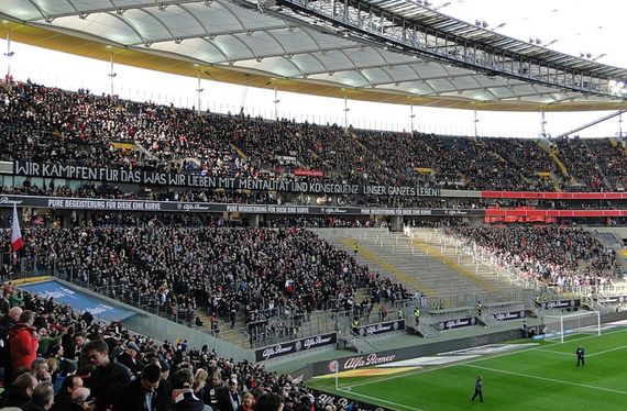 Eintracht Frankfurt vs VfB Stuttgart (2-4) (2)