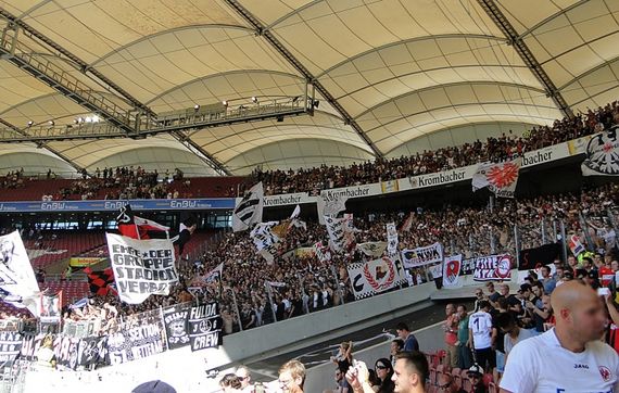 VfB Stuttgart vs Eintracht Frankfurt (1-4) (8)