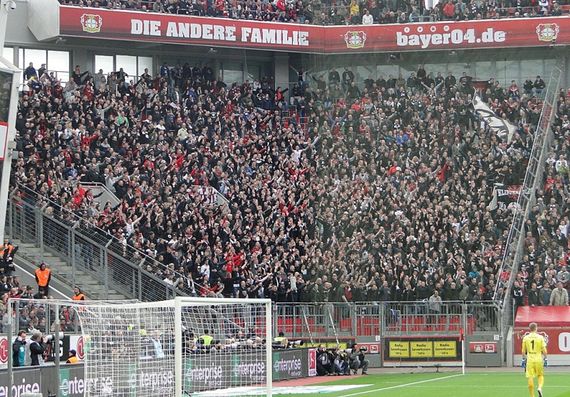 Bayer 04 Leverkusen vs Eintracht Frankfurt (3-0) (2)