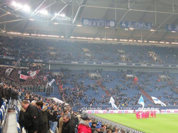FC Schalke 04 vs Eintracht Frankfurt (0-1) (2)