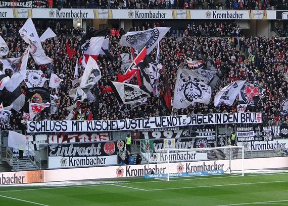 Eintracht Frankfurt vs SC Freiburg (1-2) (8)