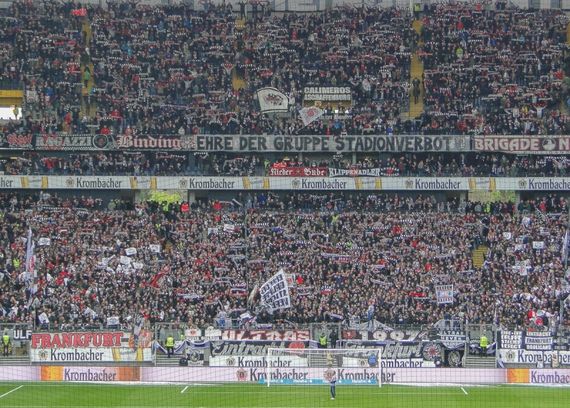 Eintracht Frankfurt vs FC Augsburg (3-1) (2)