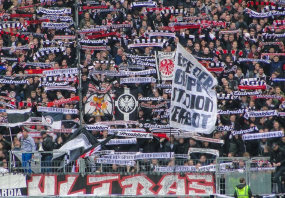 Eintracht Frankfurt vs FC Augsburg (3-1) (5)