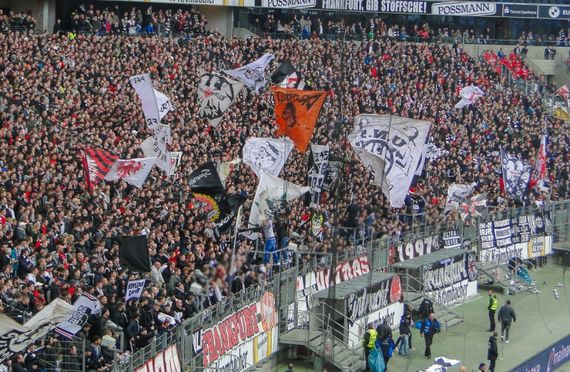 Eintracht Frankfurt vs FC Augsburg (3-1) (14)