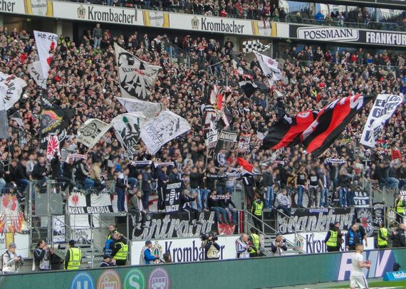 Eintracht Frankfurt vs FC Augsburg (3-1) (37)