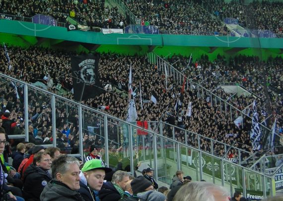 Borussia Mönchengladbach vs Eintracht Frankfurt (6-7) (17)