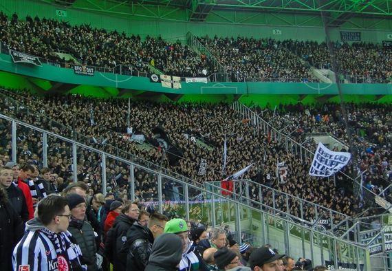 Borussia Mönchengladbach vs Eintracht Frankfurt (6-7) (22)