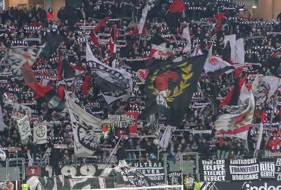 Eintracht Frankfurt vs FC Schalke 04 (2-2) (15)