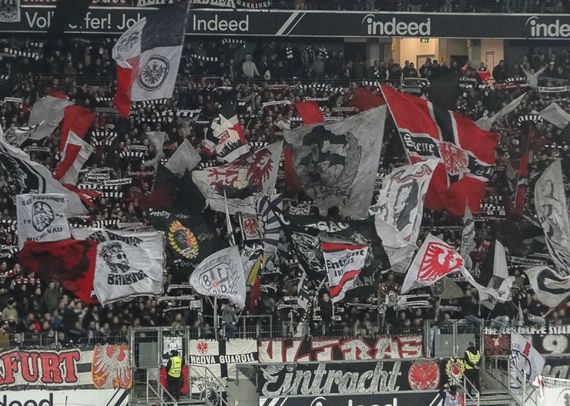 Eintracht Frankfurt vs Borussia Mönchengladbach (2-0) (2)