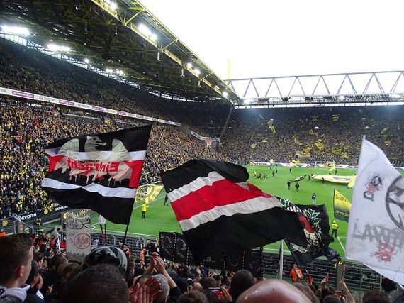 Borussia Dortmund vs Eintracht Frankfurt (3-2) (1)