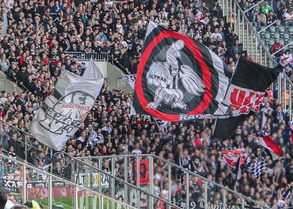 Borussia Mönchengladbach vs Eintracht Frankfurt (0-1) (2)
