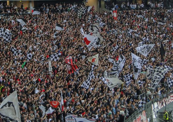 Eintracht Frankfurt vs VfB Stuttgart (2-1) (32)