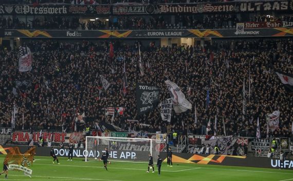 Eintracht Frankfurt vs Olympique Marseille (4-0) (2)