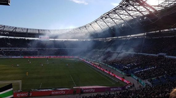 Hannover 96 vs Eintracht Frankfurt (0-3) (3)