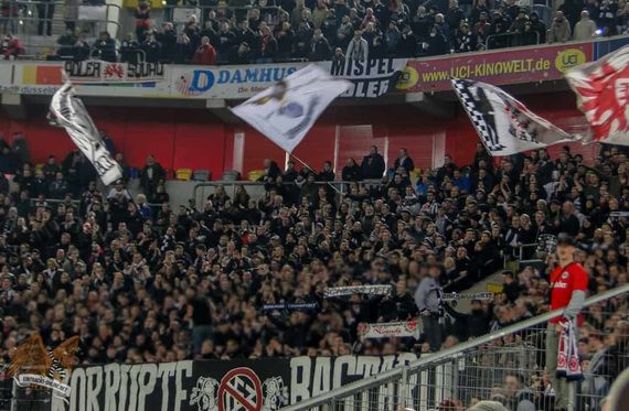 Fortuna Düsseldorf vs Eintracht Frankfurt (0-3) (9)