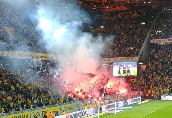 Borussia Dortmund vs Eintracht Frankfurt (3-1) (1)