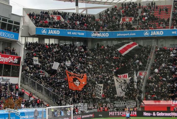 Bayer 04 Leverkusen vs Eintracht Frankfurt (6-1) (1)
