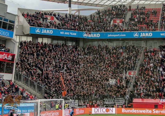 Bayer 04 Leverkusen vs Eintracht Frankfurt (6-1) (2)