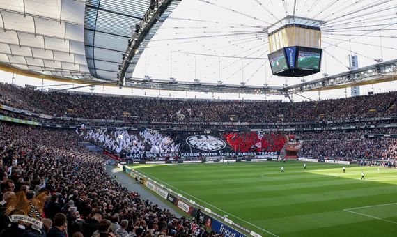 Eintracht Frankfurt vs 1. FSV Mainz 05 (0-2) (10)