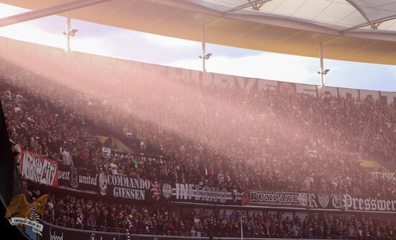 Eintracht Frankfurt vs 1. FSV Mainz 05 (0-2) (19)