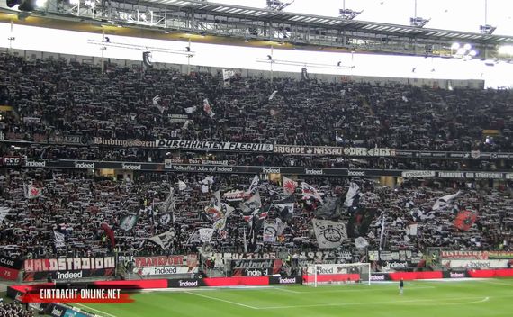 Eintracht Frankfurt vs FC Bayern München (5-1) (2)