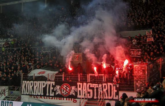 1. FSV Mainz 05 vs Eintracht Frankfurt (2-1) (10)