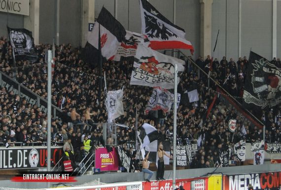 SC Paderborn vs Eintracht Frankfurt (2-1) (13)