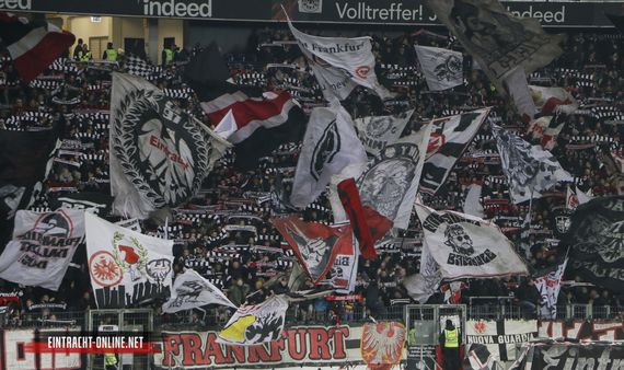 Eintracht Frankfurt vs FC Augsburg (5-0) (2)
