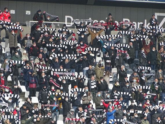 Eintracht Frankfurt vs 1. FSV Mainz 05 (1-0) (2)