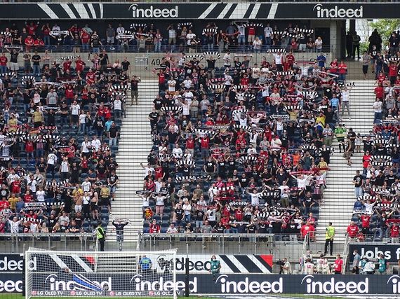 Eintracht Frankfurt vs FC Augsburg (0-0) (2)