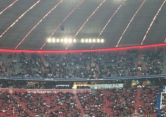 FC Bayern München vs Eintracht Frankfurt (1-2) (1)