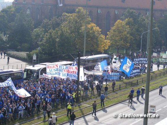 Fandemo 2010 vs Zum Erhalt der Fankultur (0-0) (15)